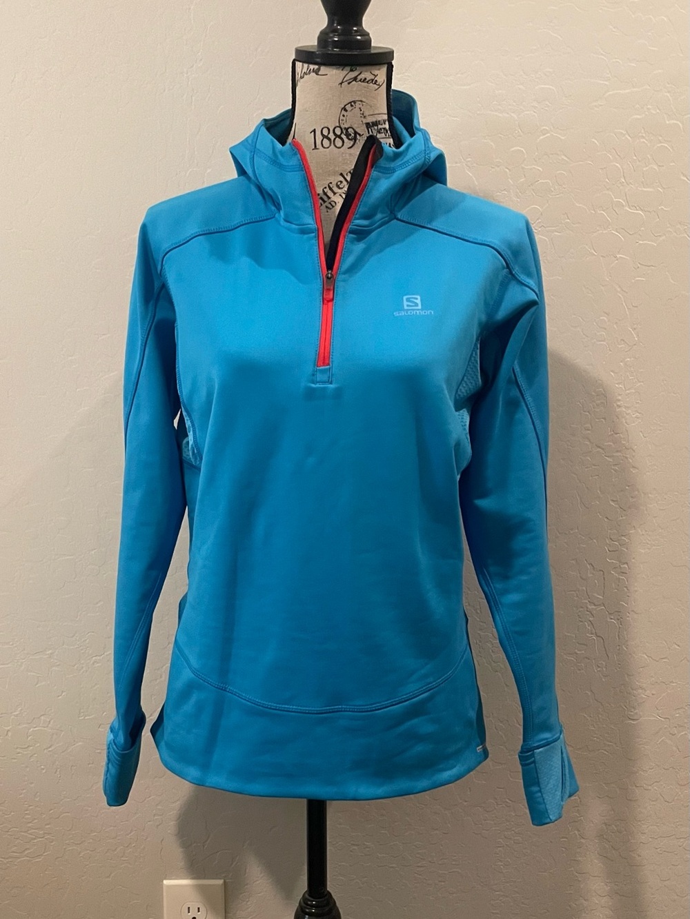 Salomon Turquoise Quarter-Zip Hooded Pullover with Bright Red Trim